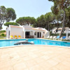 Отель Traditional Private Pool, Walking Distance to Centre, Golf Facing, фото 1