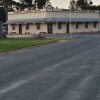 Отель Deniliquin Pioneer Tourist Park, фото 1