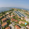 Отель BellaSirmione Holiday Apartments, фото 1