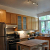 Отель Le Laurier Cottage by HomeInMontreal, фото 10