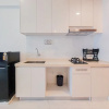Отель Comfortable And Homey Living 2Br At Sky House Bsd Apartment, фото 6