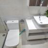 Отель Hagi APT - Vinhomes Metropolis service apartment in Lieu Giai, фото 16