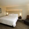 Отель Holiday Inn Express : Hillsboro I-35, an IHG Hotel, фото 6