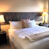 Отель K B M Resorts- Cbi-307 Upgraded 1bd, Wood Fireplace, Full Kitchen, Wifi, Walk to Slopes!, фото 5