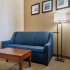 Отель Comfort Suites Cincinnati Airport, фото 6