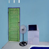 Отель SPOT ON 91918 Najla Guest House Syariah, фото 15