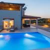 Отель Villa Wego with breathtaking Sea View and Private Pool, фото 1
