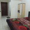 Отель Reva Room on Gunung Putri Square Apartment, фото 6