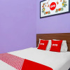 Отель OYO 709 Menjangan Residence at Klayatan, фото 23