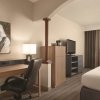 Отель Country Inn & Suites by Radisson, Eagan, MN, фото 25
