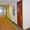 Отель Greentree Inn Laiwu West Laiwu Road Express Hotel, фото 2