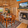 Отель Knockin' On Heaven's Door - 5 Br cabin by RedAwning, фото 25