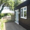 Отель 16B Medmerry Park 2 Bedroom Chalet, фото 6