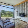 Отель Beautiful Lodge With Nice Terrace, in Bloemendaal, фото 5