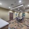 Отель Holiday Inn Express & Suites Carrizo Springs, an IHG Hotel, фото 3