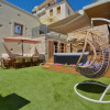 Отель Villasonboard Rock Villa 3bed Jacuzzi Seaside, фото 12