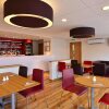 Отель Travelodge London Raynes Park, фото 21