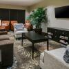 Отель Staybridge Suites Des Moines Downtown, an IHG Hotel, фото 24