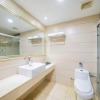 Отель April Fair Duplex Apartment Guagnzhou South Railway Station Ao Yuan Yue Shi Dai Branch, фото 10