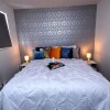 Отель 25 Mins to CL! A London 2-bedhome - Sleeps 1-4!, фото 6