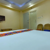 Отель FabExpress Sai City Inn, фото 13