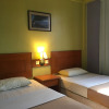 Отель Famous Inn, фото 16