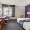 Отель La Quinta Inn & Suites by Wyndham Atlanta Roswell, фото 6