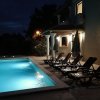 Отель Beautiful Home in Antonci With Outdoor Swimming Pool, Wifi and 8 Bedrooms, фото 1