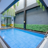 Отель OYO 1057 Premier Guest House, фото 13