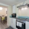 Отель 1 Bedroom Apartment in Notting Hill Accommodates 3, фото 11