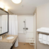 Отель SpringHill Suites by Marriott Birmingham Colonnade, фото 24