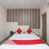 Отель OYO 11888 Rasbehari Avenue, фото 14