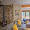 Отель Cozy Blue River Cabin w/ Treehouse: 6 Mi to Skiing, фото 2