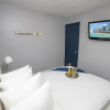 Отель Hollywood Beach Suites, Hostel + Hotel, фото 9