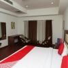 Отель Oyo 28414 Hotel Royal Palm, фото 17