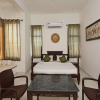 Отель OYO 9723 Home Farm Stay Connaught Palace, фото 19