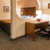 Отель Country Inn & Suites By Radisson, Battle Creek, MI, фото 2