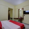Отель OYO 15767 MR International, фото 4