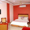 Отель Vista Rooms At Ashoka Road, фото 3