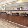 Отель La Quinta Inn & Suites by Wyndham San Antonio Airport, фото 11