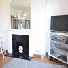 Отель Stylish 2 Bed Between Camden Town & Primrose Hill, фото 2