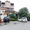 Отель OYO 3759 Delima Guest House Syariah, фото 9