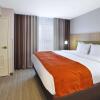 Отель Country Inn & Suites by Radisson, Big Rapids, MI, фото 6