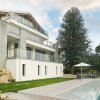 Отель Stunning Family Friendly Italian Lakes 3 bed Villa With Pool, Wifi, Bbq, Lake Views в Лезе