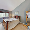 Отель New Listing! Mountain-view Gem W/ Private Hot Tub 4 Bedroom Duplex, фото 5