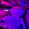 Отель Beautiful 2 Bed Hot TuB Suite in Lytham St Annes, фото 25