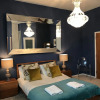 Отель A Large, Beautifully Styled Home in Brighton Sleeps12, фото 2