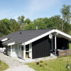 Отель 8 Person Holiday Home in Albaek, фото 1