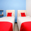 Отель RedDoorz Near Kota Lama Semarang, фото 2