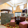 Отель Comfort Inn & Suites, фото 2